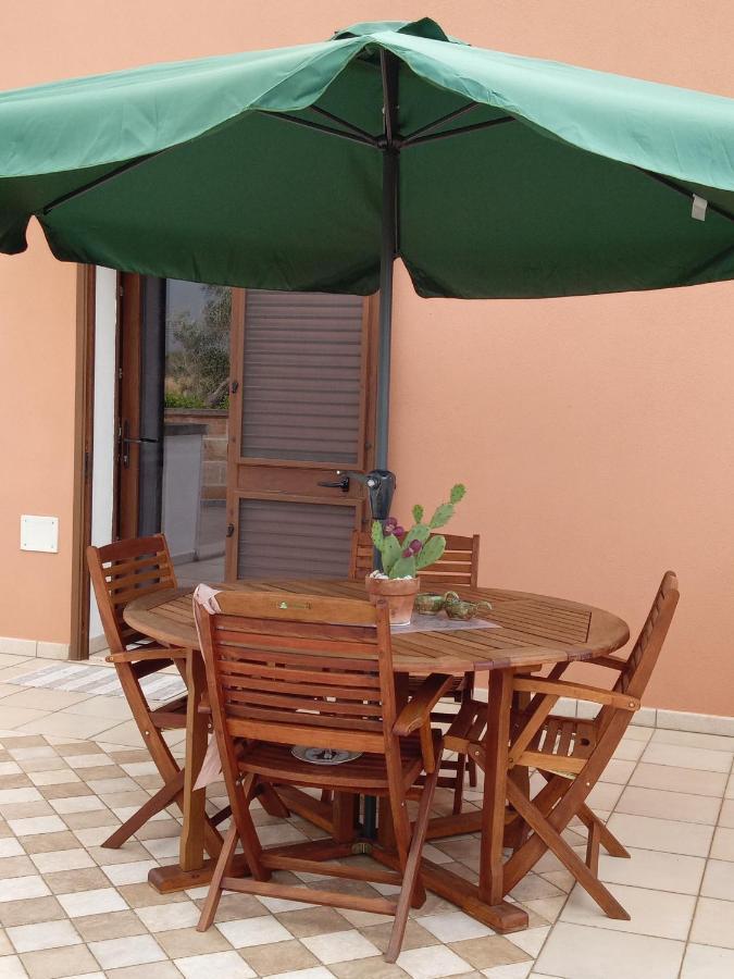 Bed and Breakfast Oniro Specchia Exterior foto